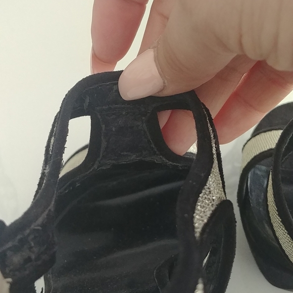 Jessica Simpson Unique Metal Mesh 5 inch heel with 1 inch plstform. Comfortable. - Picture 5 of 8